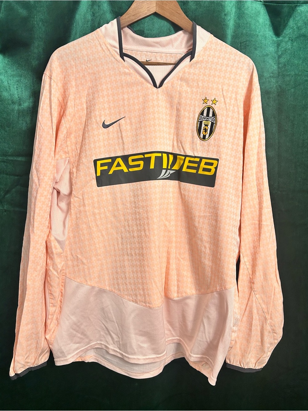 Nike 2003 Juventus Pink Long Sleeve Soccer Jersey